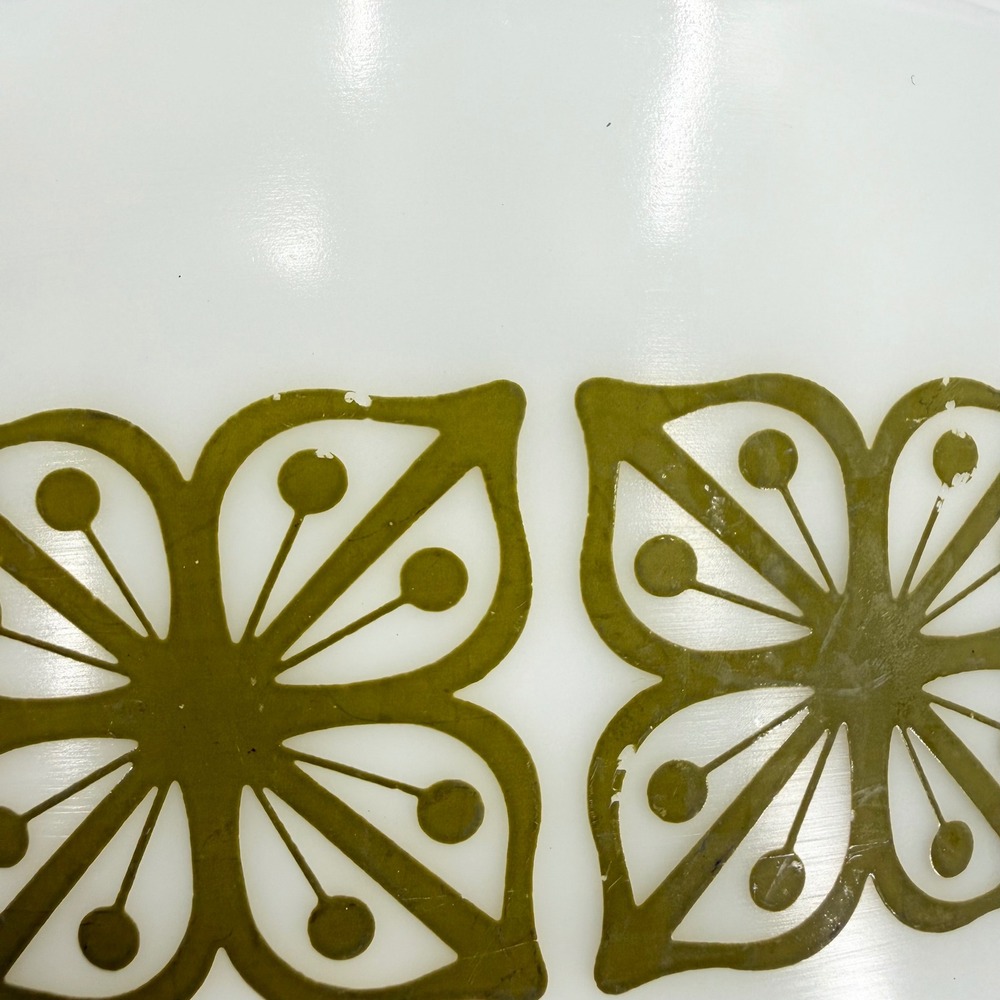 Vintage Pyrex 474-B Verde Green Square Flowers 1.5Q‎ Casserole Dish + Lid - Picture 5 of 11
